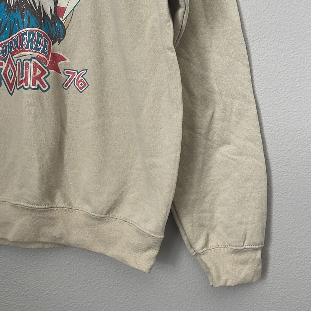 Women’s Patriotic Crewneck - Picture 3 of 6